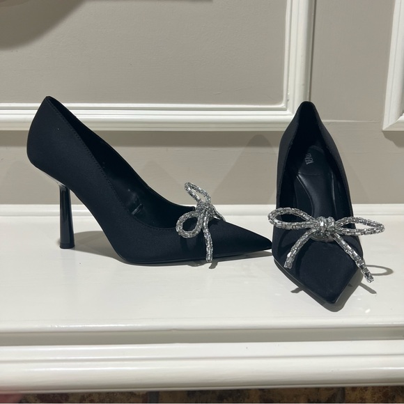 Zara Shoes - Zara Satin Elegant Black Heels with Silver Bow